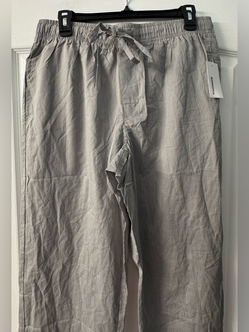 Men's Sonoma Goods For Life® Woven Essential Pajama Pants in Dark Gray Pinstripe - Picture 3 of 12